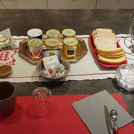 Bed & Breakfast Tout Confort Amiens Metropole Sud *